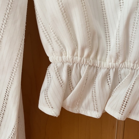 🤍 The Fifth Label White Cropped Blouse - Picture 5 of 12